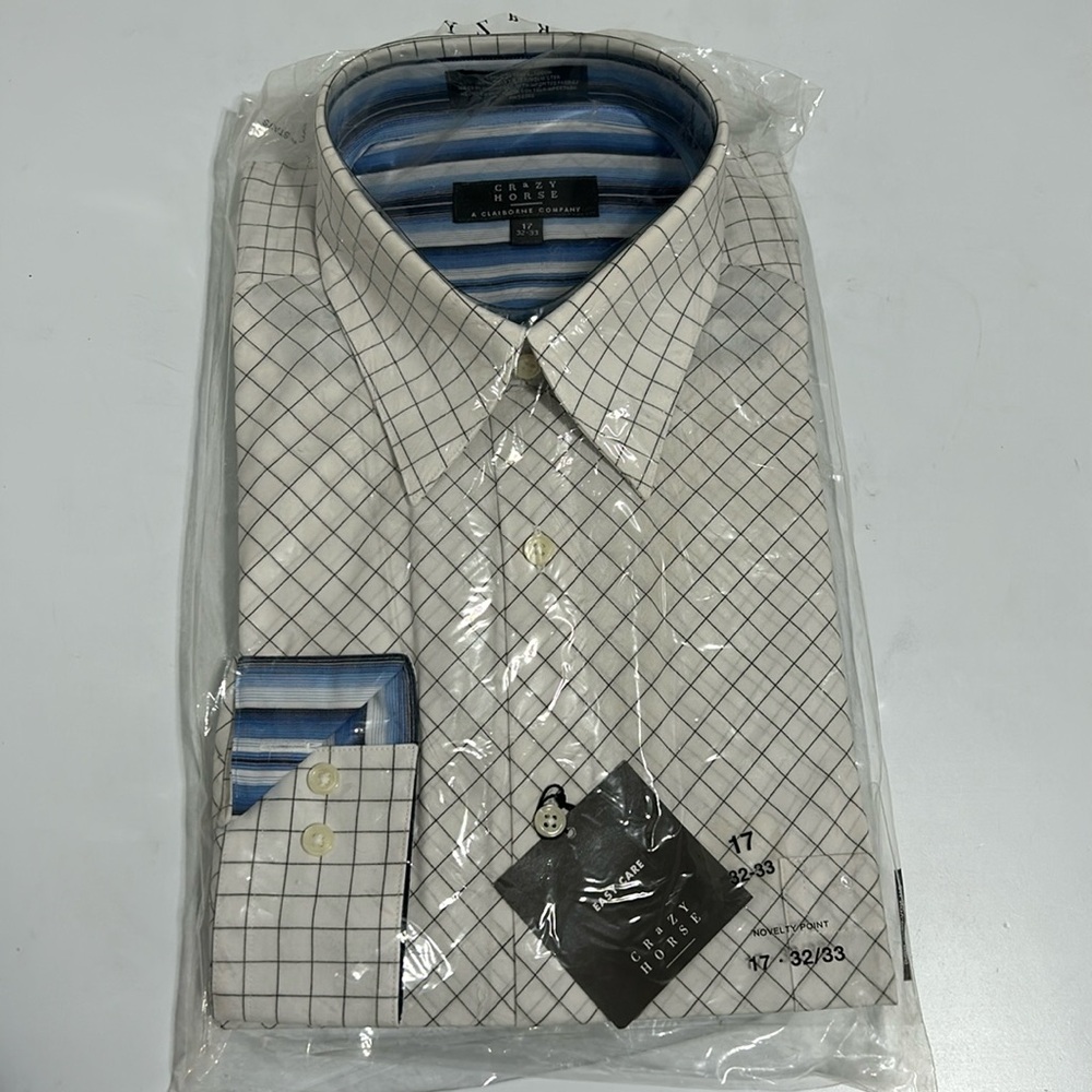 CRAZY HORSE MENS DRESS SHIRT SIZE  17.  32 -33